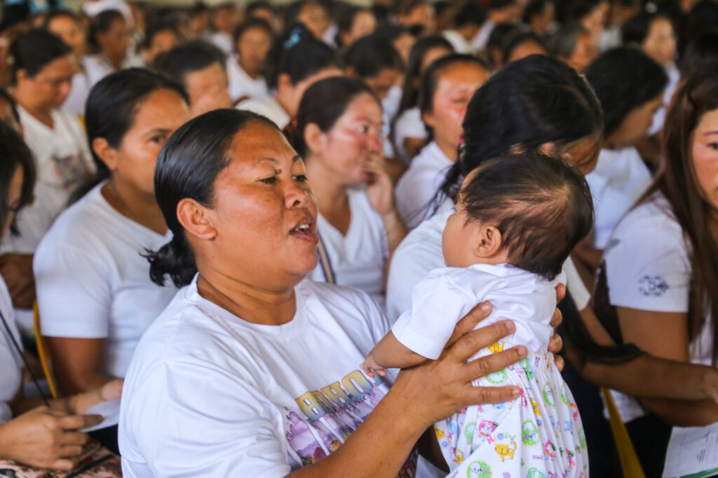 Mother with her baby during the first 1,000 days